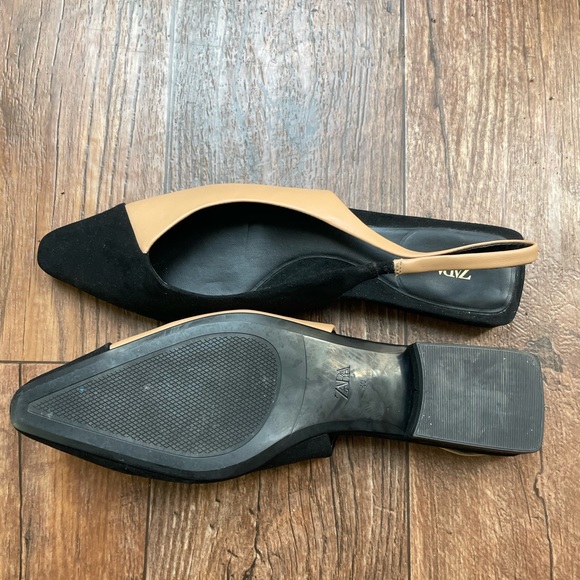 Zara Two-Tone Black Tan ZARA Pointed
Toes Slingback Flats Sz EU 40. Used. - Picture 3 of 8